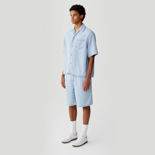 Load image into Gallery viewer, Light Blue Silk Denim Short-Sleeve Shirt