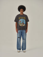 Load image into Gallery viewer, Black Retro Beach Print T-shirt
