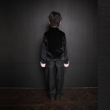 Load image into Gallery viewer, Black and Pink Velvet Tang Suit For Kids