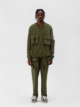 Load image into Gallery viewer, Olive Suede Fabric Capsule Pockets  Drawstring Trousers