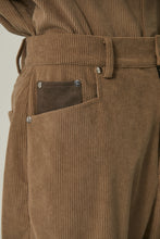 Load image into Gallery viewer, Grayish Brown Corduroy Trousers